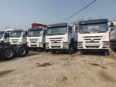 HOWO 6*4 5.8m Dump Trucks