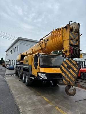 25T  XCMG Crane