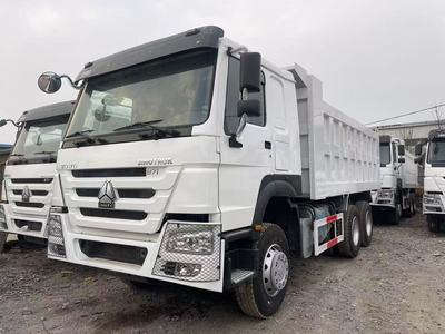 HOWO 6*4 5.8m Dump Trucks