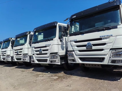HOWO 6*4 5.8m Dump Trucks